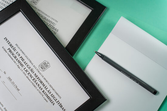 MEISTERKLASES, APMĀCĪBAS UN KURSI