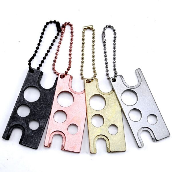 Opener for glue, metal on a chain